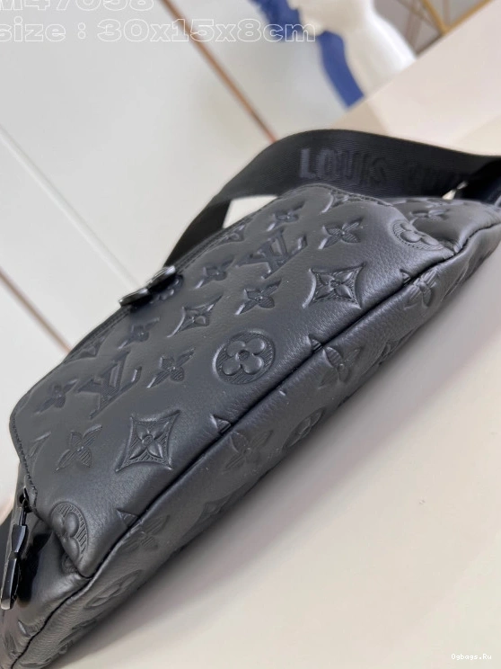 Rush LOUIS VUITTON Bumbag-30*15*8CM 0427